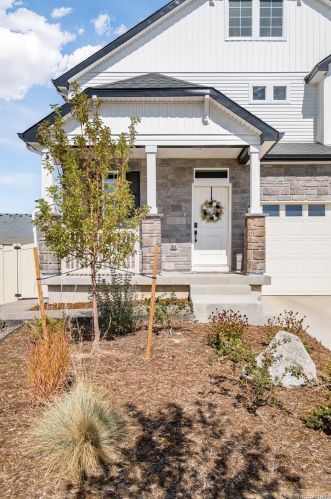 22025 45th Ave, Denver, CO 80019-8080