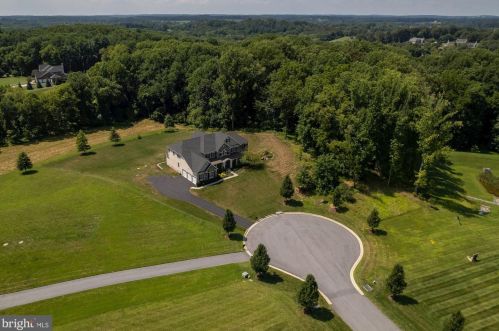 14921 Meriwether Dr, Glenelg, MD 21737-9628