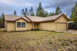 17233 Widgeon Dr, Bend OR  97707-2342 exterior