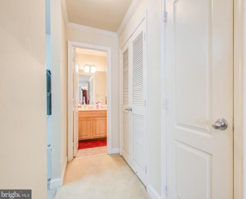 3829 Chesterwood Dr, Silver Spring MD 20906-2862 exterior