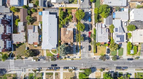 913 Maple St, Glendale CA  91205-1828 exterior