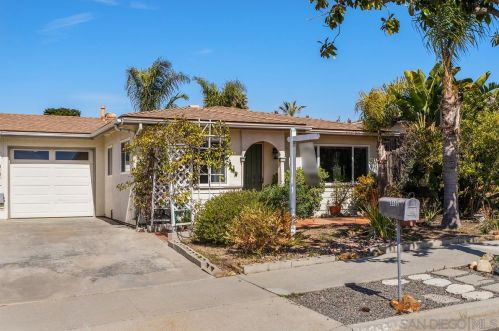 3552 Mira Pacific Dr, Oceanside, CA 92056-3932