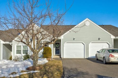 955 Sweetheart Path, Southington, CT 06489-3495