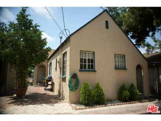2119 Avon St, Los Angeles, CA 90026-1905