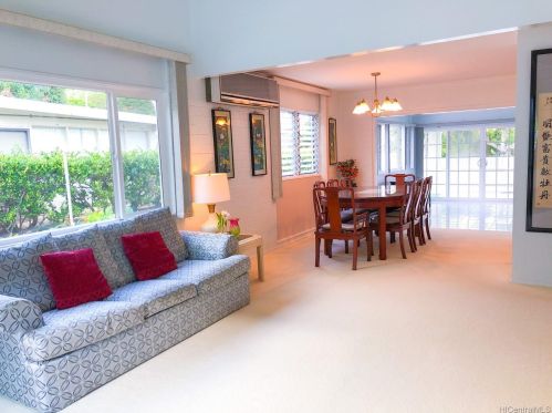 543 Pepeekeo Pl, Honolulu HI  96825-1121 exterior