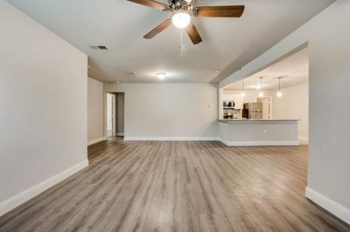 2732 Stark St, Fort Worth TX  76112-6555 exterior