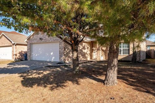 228 Memory Dr, Fort Worth TX  76108-3800 exterior