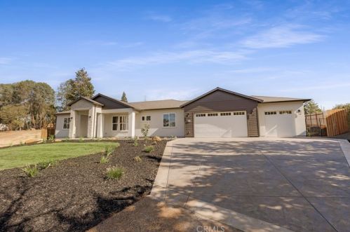 96 Valley View Dr, Paradise, CA 95969-3741