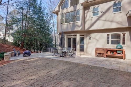 1775 Brandon Hall Dr, Atlanta GA  30350-3706 exterior