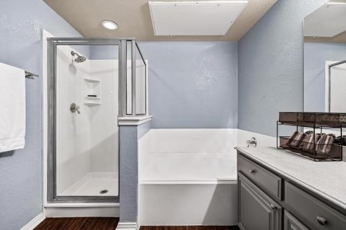 2402 Southlake Ct, Irving TX 75038-5654 exterior