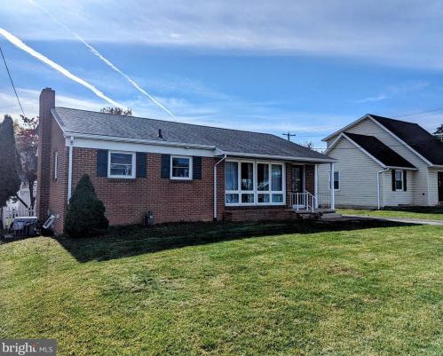 518 Diller Rd, Hanover PA  17331-4805 exterior