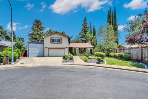 120 Ronda Ct, Vacaville, CA 95688-2130