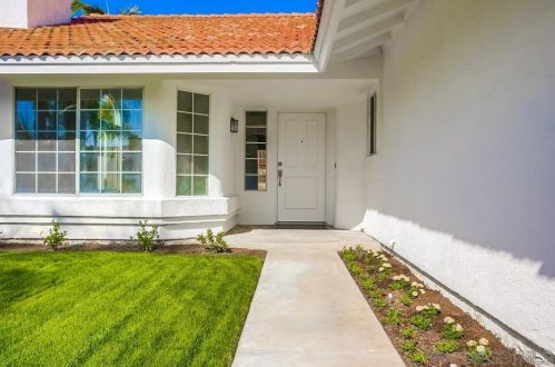 765 Rivertree Dr, Oceanside, CA 92058-7453