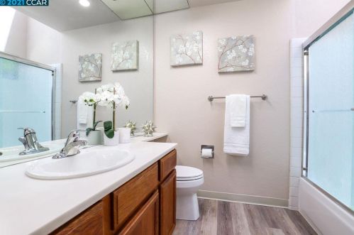 9 Mozden Ln, Concord CA  94523-3377 exterior