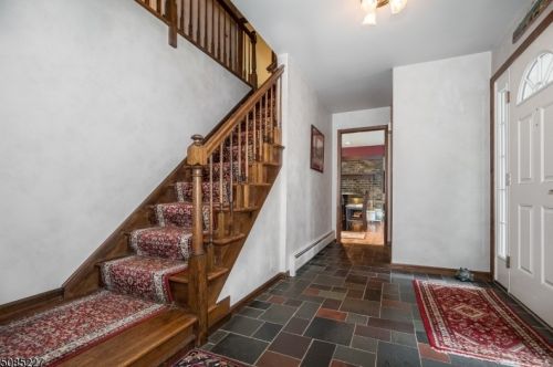 213 Stanhope Rd, Sparta, NJ 07871-2700