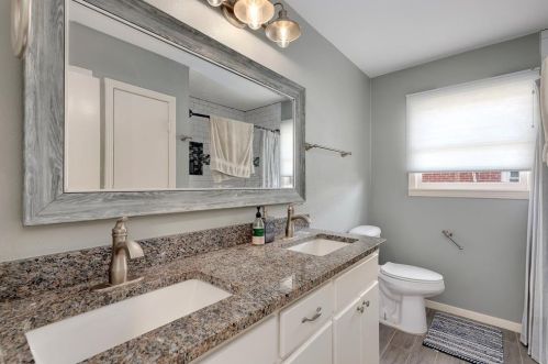 5621 Fursman Ave, Fort Worth TX  76114-4512 exterior