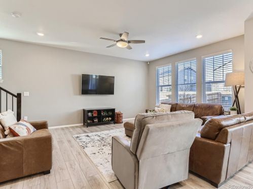 1043 Fultondale Ct, Denver CO  80018-6083 exterior