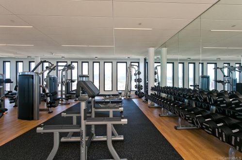 987 Queen St, Honolulu HI  96814-4118 exterior