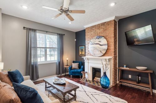 2019 Freeland Ave, Cincinnati, OH 45208-3212