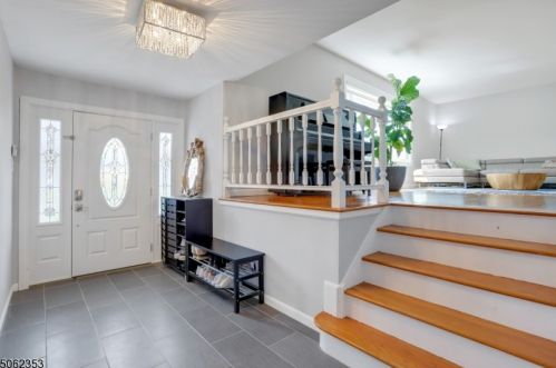 20 Eastbrook Rd, Parsippany, NJ 07054-4049