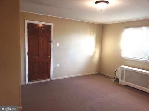 2441 11 St, Philadelphia PA  19133-1414 exterior