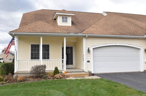 17 Old Barn Rd, East Windsor, CT 06088-1726