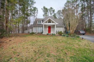 13 Burnwood Pl, Chapel Hill, NC 27517-8937