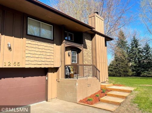 1265 Bridle Path Ct, Saint Paul MN  55110-2230 exterior