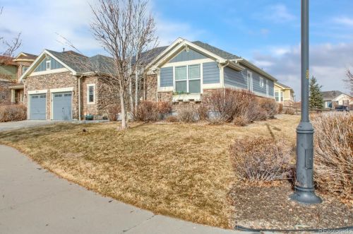 425 Coolidge Way, Aurora, CO 80018-1581