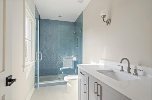 679 Moores Mill Rd, Atlanta GA  30327-0015 exterior