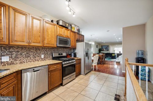 5622 15th St, Philadelphia PA  19141-2312 exterior