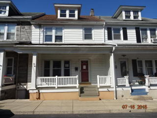 35 Walnut St, Ephrata, PA 17522-2238