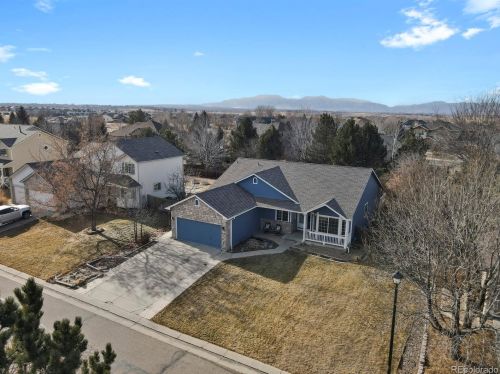 374 Wheat Berry Dr, Erie CO  80516-6824 exterior