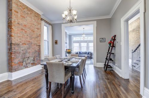 2017 Elm St, Cincinnati OH  45202-4942 exterior