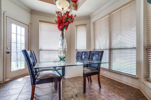 2300 Manchester Ct, Carrollton TX exterior