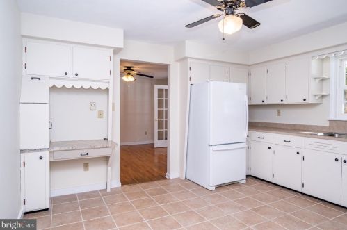 901 Enola Rd, Carlisle PA 17015-9548 exterior