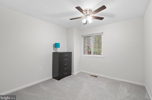5865 Banning Pl, Springfield VA  22015-3666 exterior