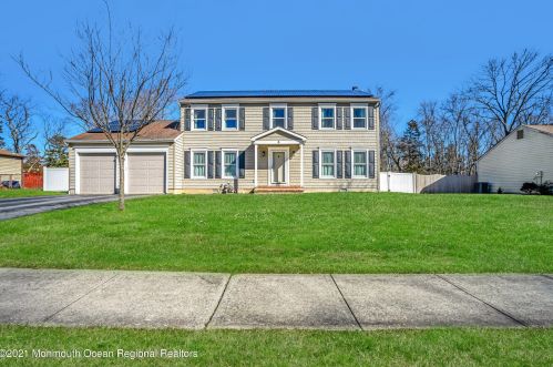4 Red Cedar Ct, Jackson Twp, NJ 08527-1351