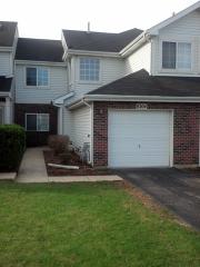8204 Ripple Rdg, Oak Brook IL  60561-6424 exterior