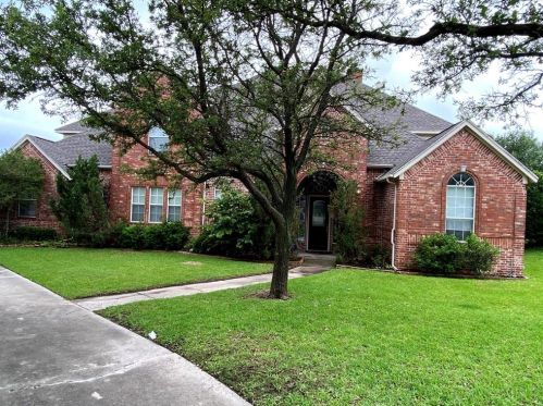 8804 Turnberry Ct, Fort Worth, TX 76179-3161