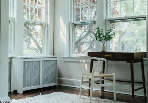 122 Midland Blvd, Maplewood NJ 07040-1809 exterior