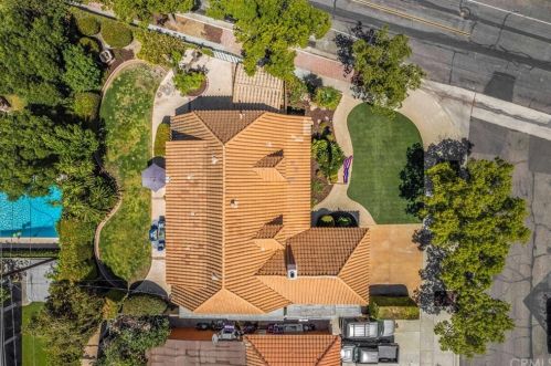 2929 Hempstead Rd, Anaheim CA  92806-4008 exterior