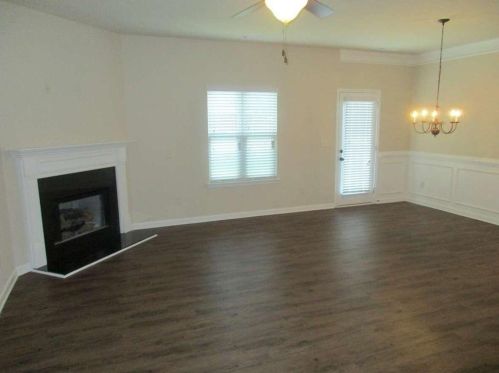 2723 Morgan Glen Rd, Buford GA  30519-3034 exterior