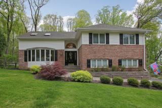 358 Rolling Rock Rd, Mountainside, NJ 07092-2120