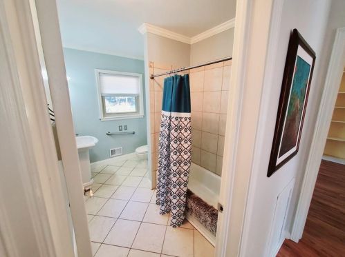 3292 Ferncliff Pl, Atlanta, GA 30324-2517