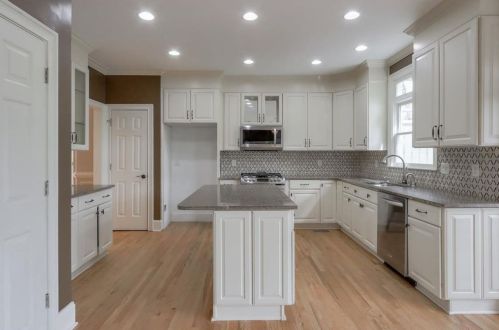 2611 Brookline Cir, Atlanta GA  30319-3686 exterior
