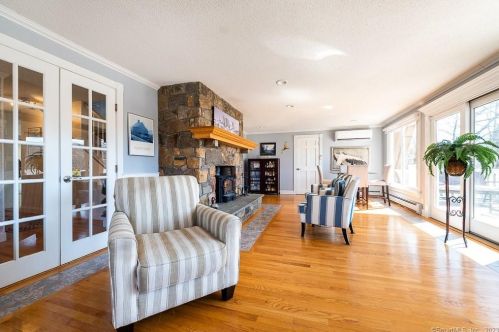 65 Bokum Rd, Chester CT  06412-1339 exterior
