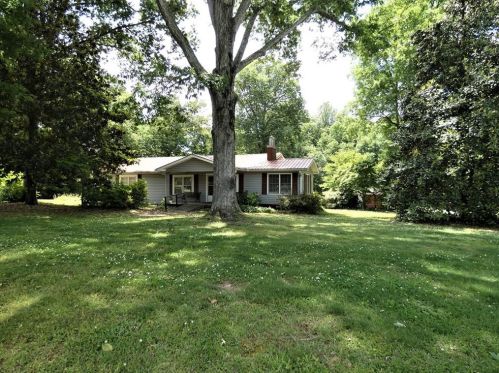 3080 Harris Rd, Marietta, GA 30060-6320