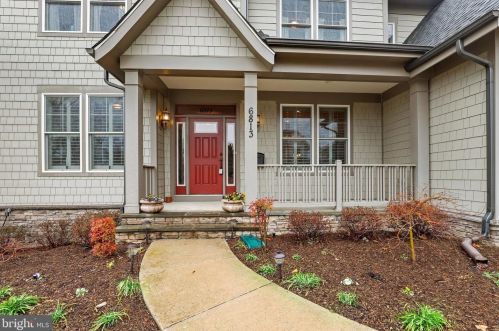 6813 31st St, Arlington, VA 22213-1605
