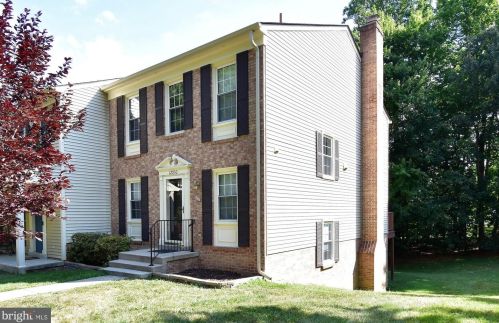 12930 Lockleven Ln, Woodbridge VA  22192-5031 exterior